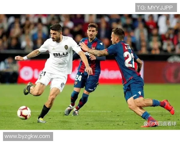 巴伦西亚主场迎战年轻人期待精彩对决与胜利的较量